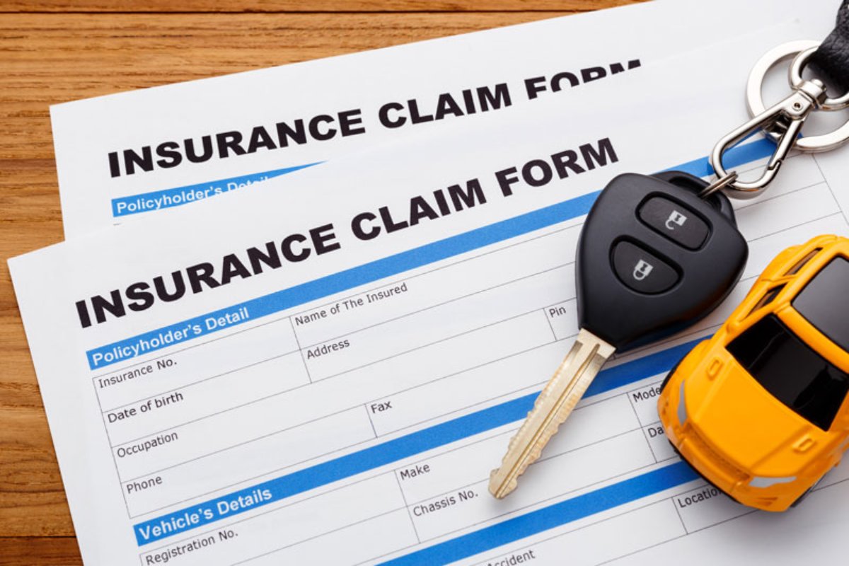 How to file an auto insurance claim and what to expect 2026