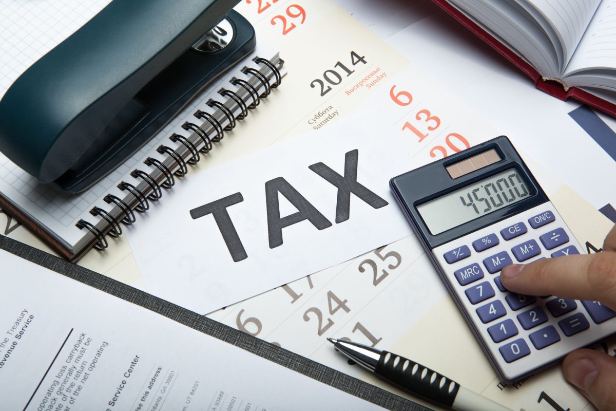 How does insurance determine the value of a totaled car