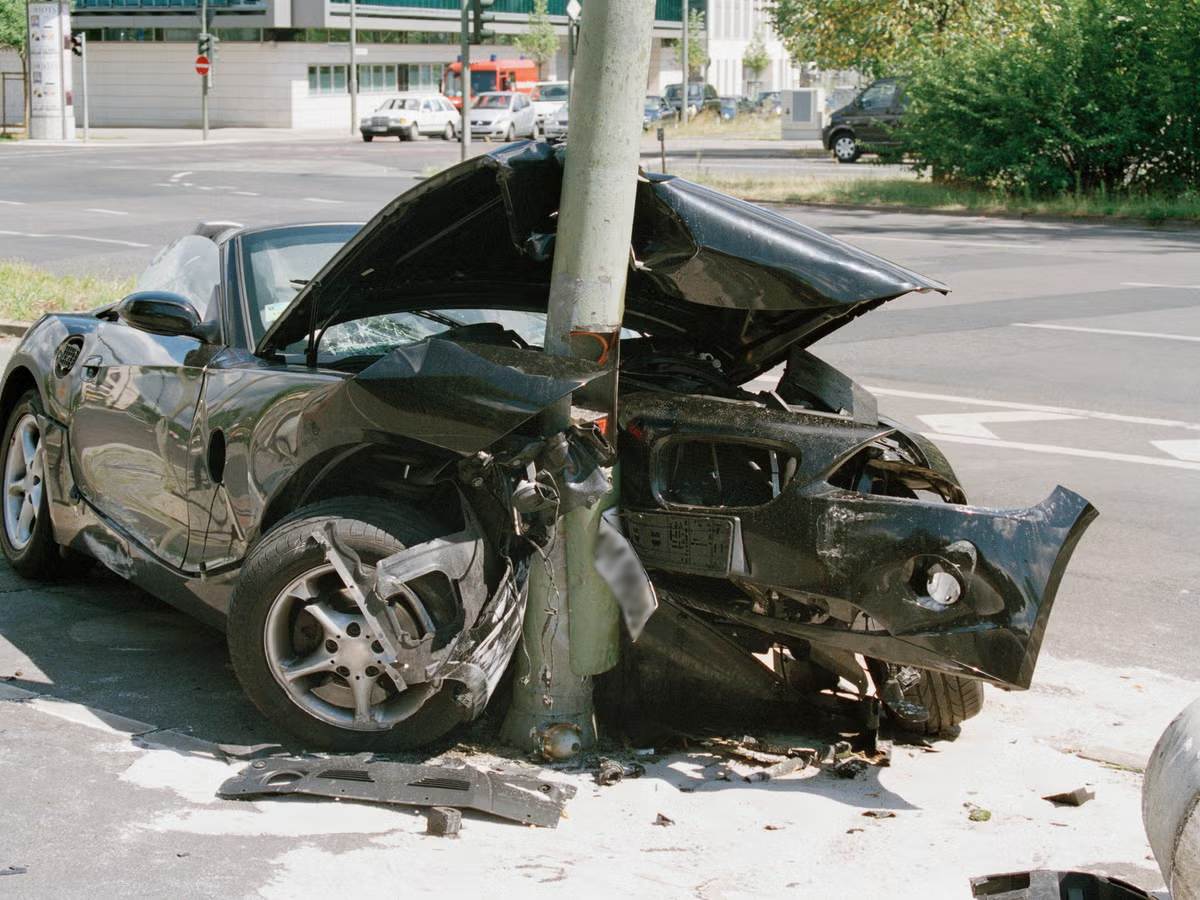 How does insurance determine the value of a totaled car