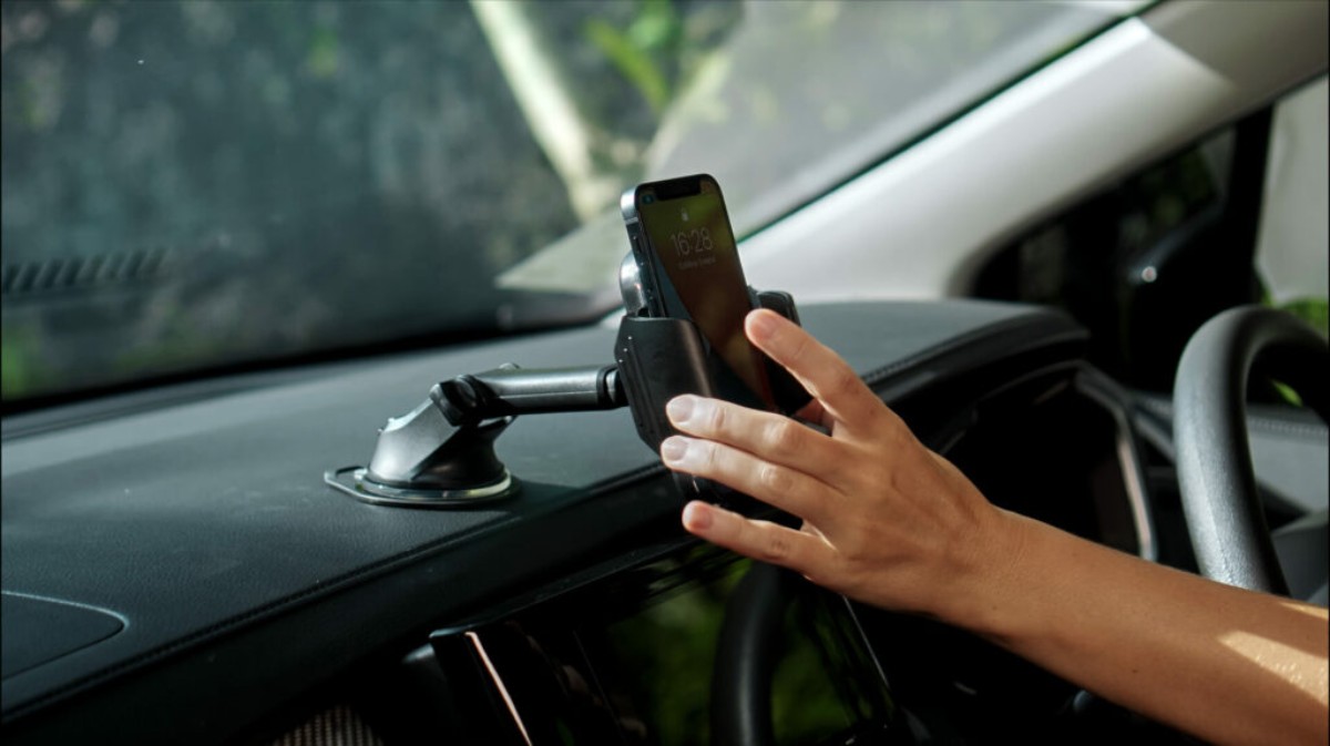 Indiana distracted driving law