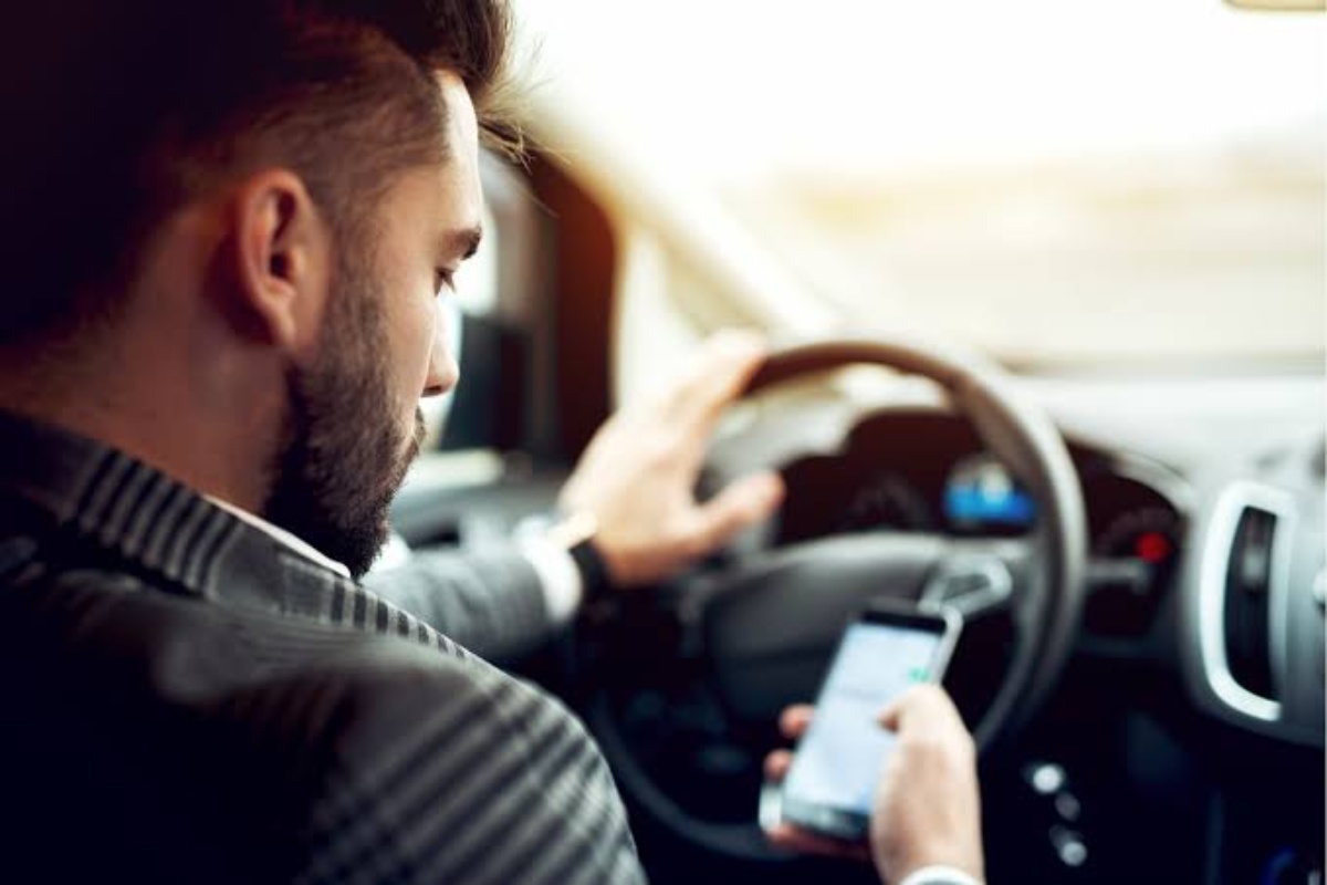 Distracted Driving in Trucking
